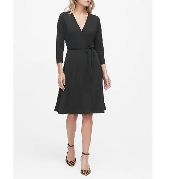 Banana Republic Dresses & Skirts - NWT BanRep Wrinkle Resist Wrap Dress S Black D350